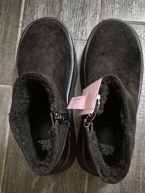wild fable Black Cozy Zip-Front Kids Boots